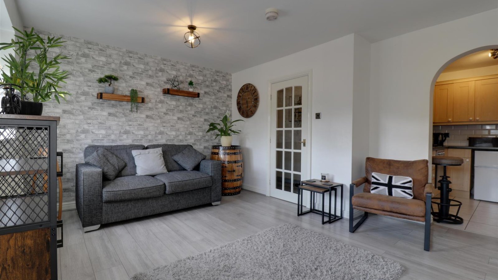 2 bedroom property for sale in Crewe Road, Alsager, Alsager Guide price £145,000