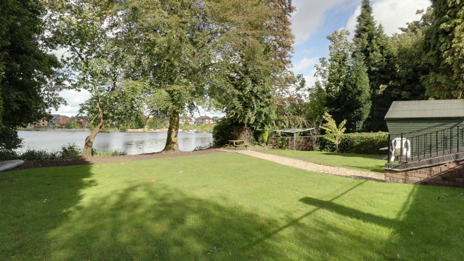 2 bedroom property for sale in Crewe Road, Alsager, Alsager Guide price £145,000