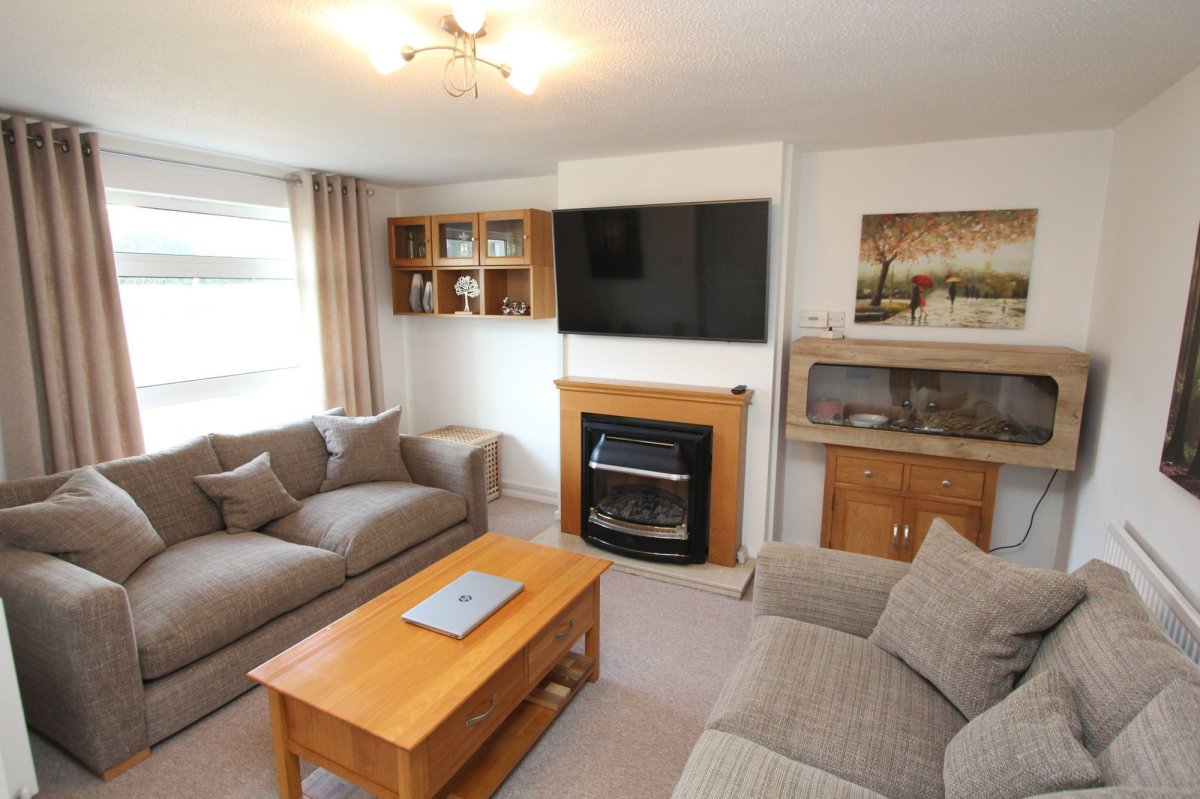 3 bedroom property for sale in Llanmaes Road, Llantwit Major, CF61