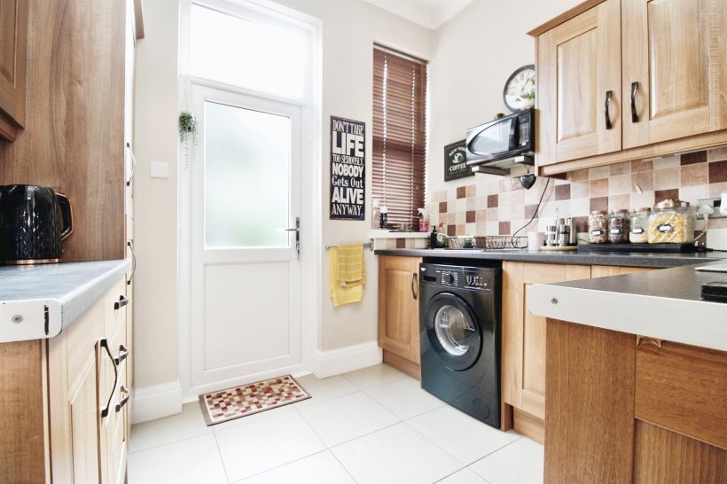 Andrew Road, Penarth 3 bedroom end of terrace house Allen & Harris