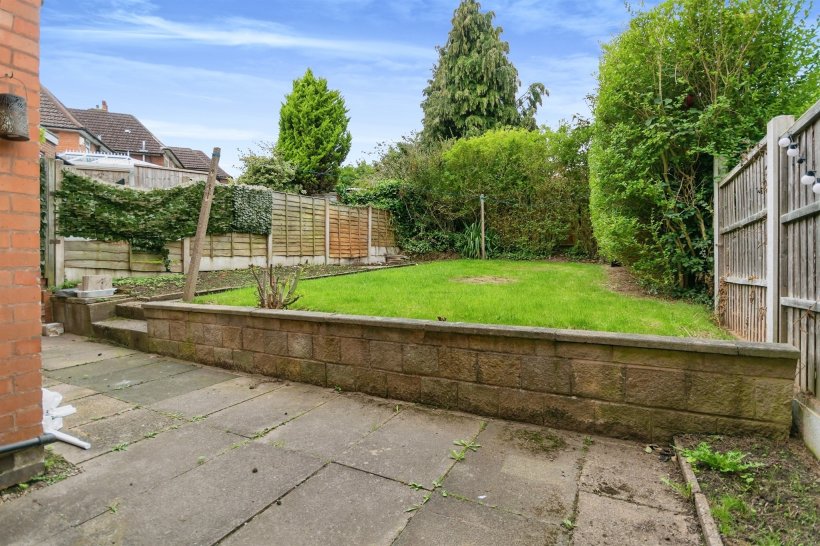 Shenley Fields Road, Birmingham 3 bedroom terraced house Shipways