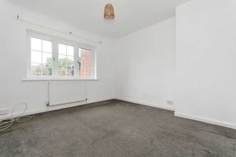 Shenley Fields Road, Birmingham 3 bedroom terraced house Shipways