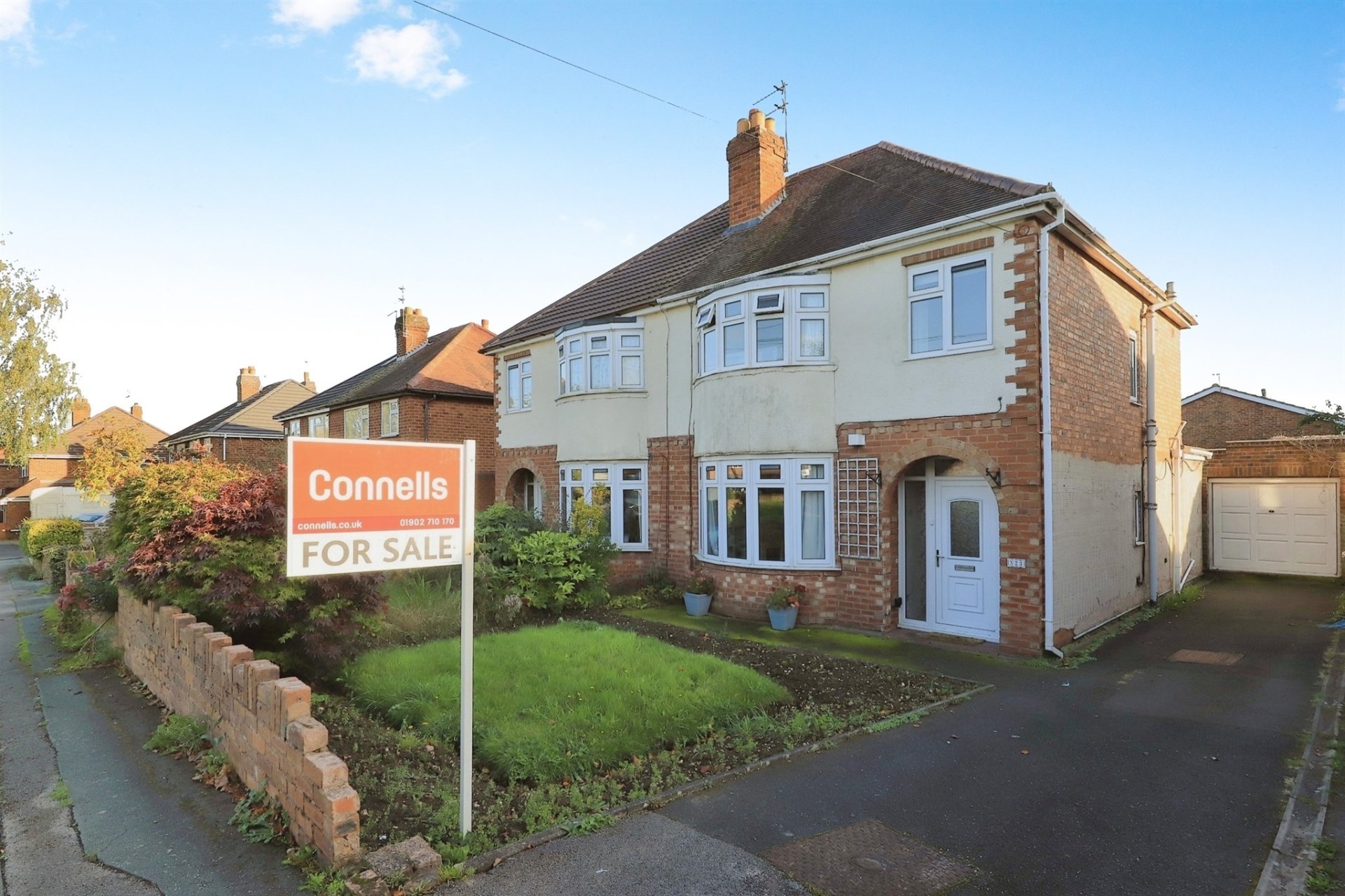 Properties for sale in Tettenhall, West Midlands