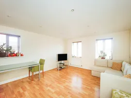 Merevale Way, Yeovil thumb 3