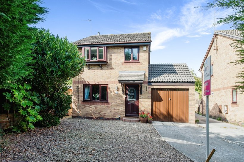 Stumpcross Close, Pontefract 3 bedroom detached house William H Brown