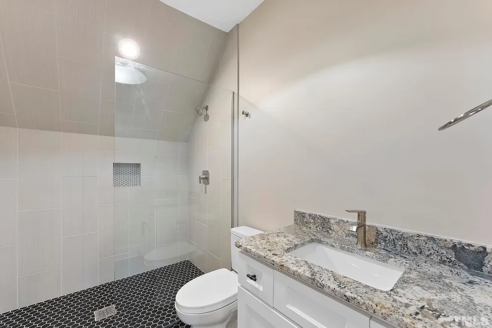 717 Penn Rd, Raleigh, NC 27604