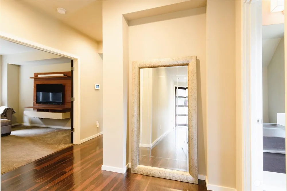 5657 S 328th Pl, Auburn, WA 98001