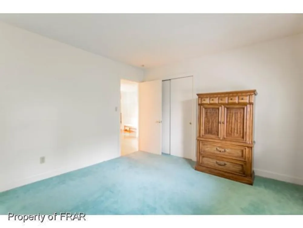 319 Stacy Weaver Dr, Fayetteville, NC 28311