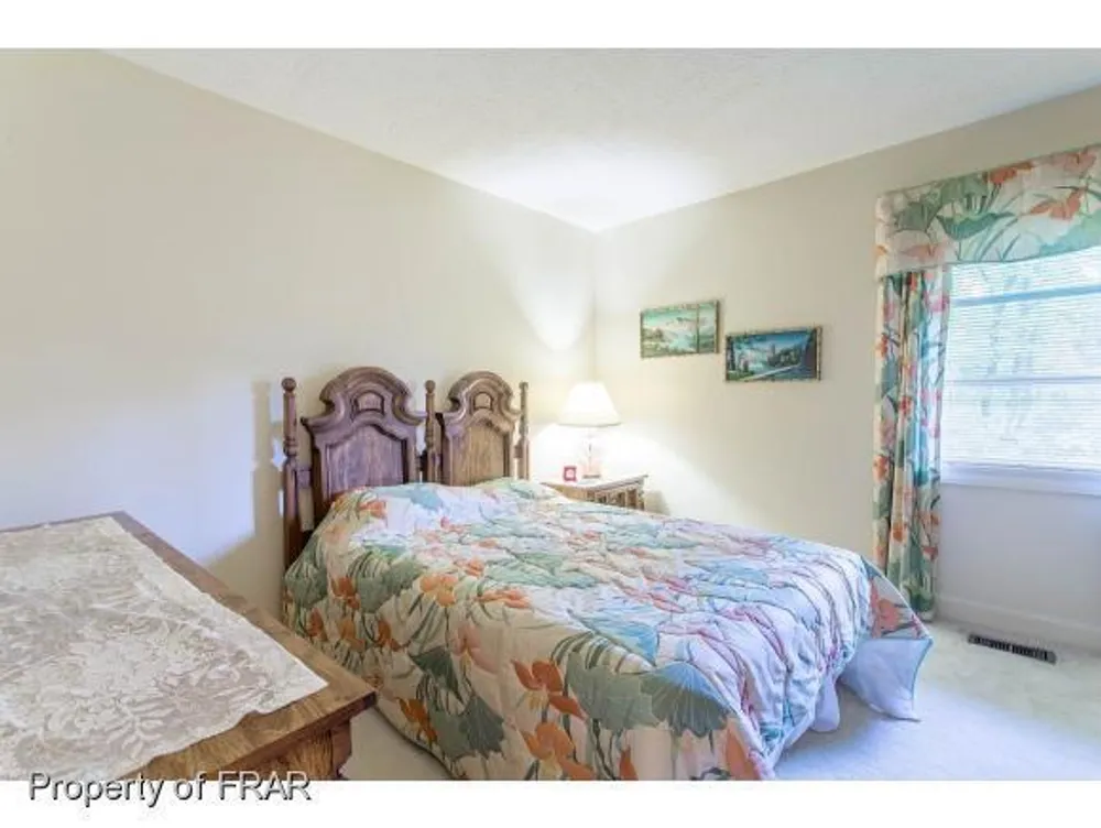 319 Stacy Weaver Dr, Fayetteville, NC 28311