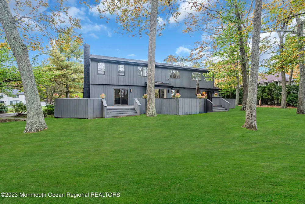 6 Marc Rd, West Long Branch, NJ 07764