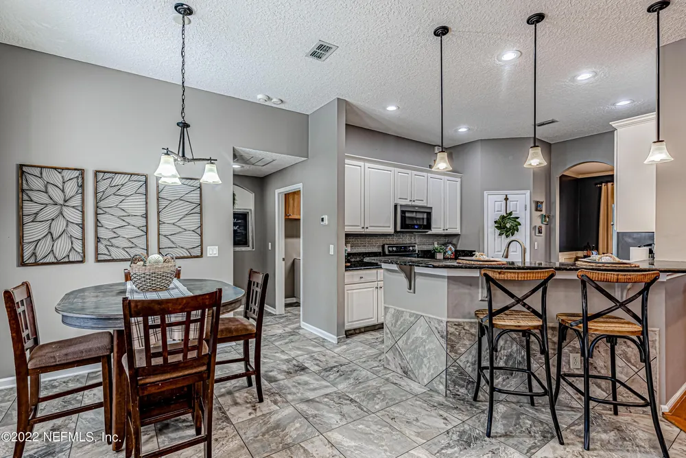 3289 Creighton Ln, Fleming Island, FL 32003