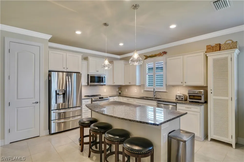 2456 Marton Oak Blvd, North Port, FL 34289
