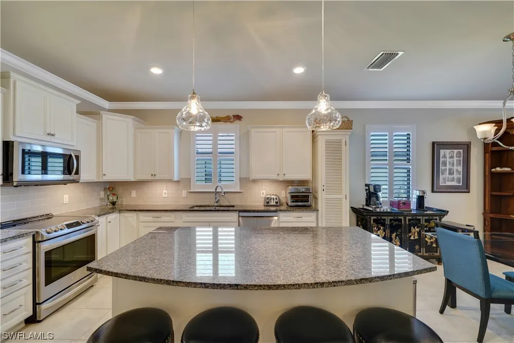 2456 Marton Oak Blvd, North Port, FL 34289