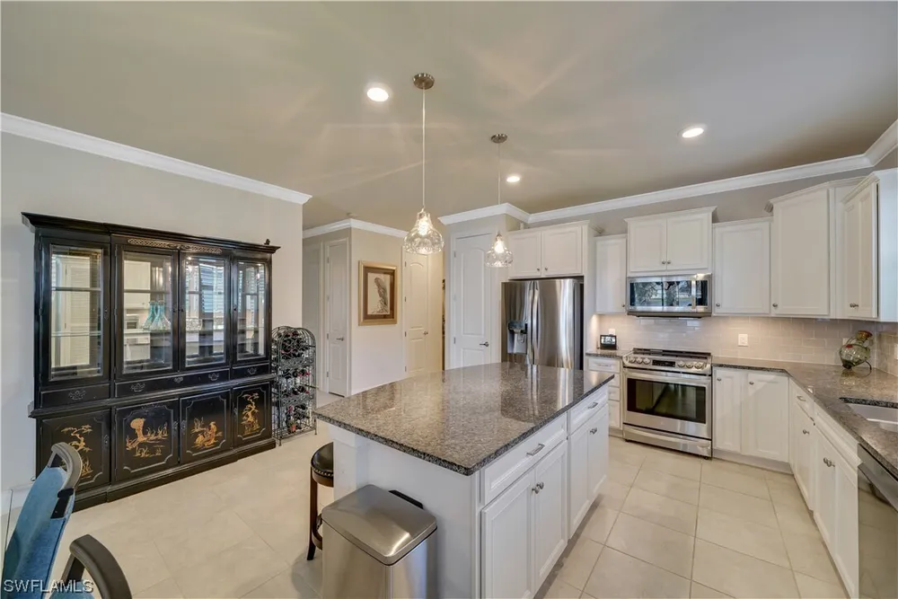 2456 Marton Oak Blvd, North Port, FL 34289