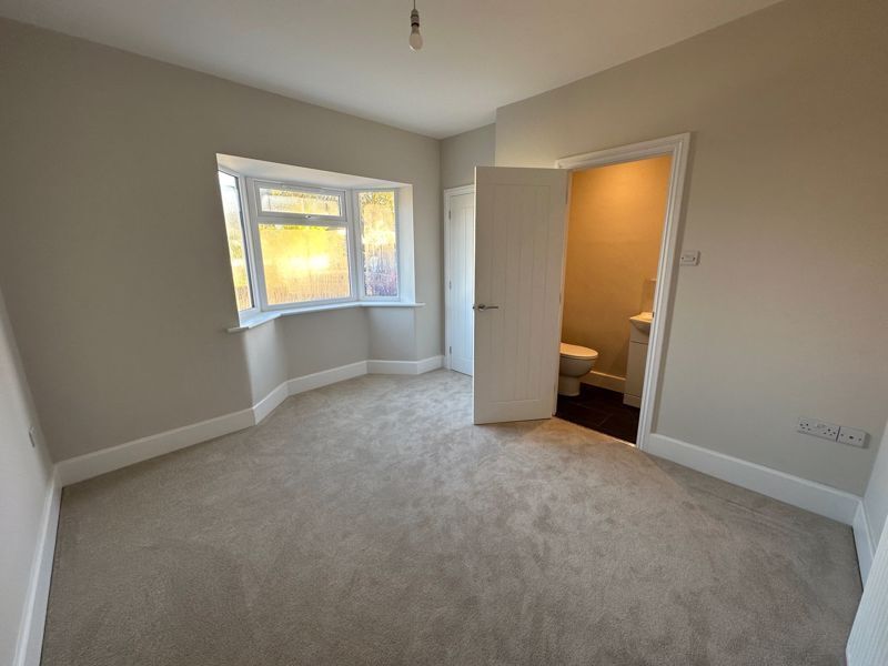 3 bedroom property for sale in West Coker Road, Yeovil Guide price £