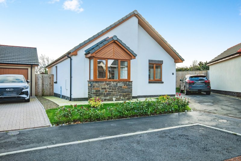 2 bedroom property for sale in Potters Grove, Templeton, Narberth