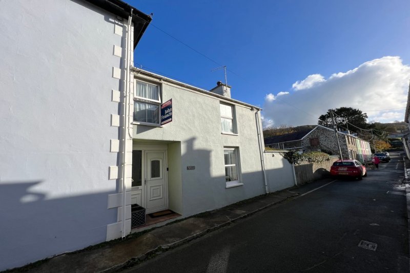 2 bedroom property for sale in Dark Gate Street, Aberaeron, SA46 £215,000