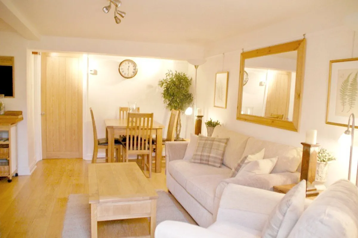 Iffley Road, East Oxford, OX4