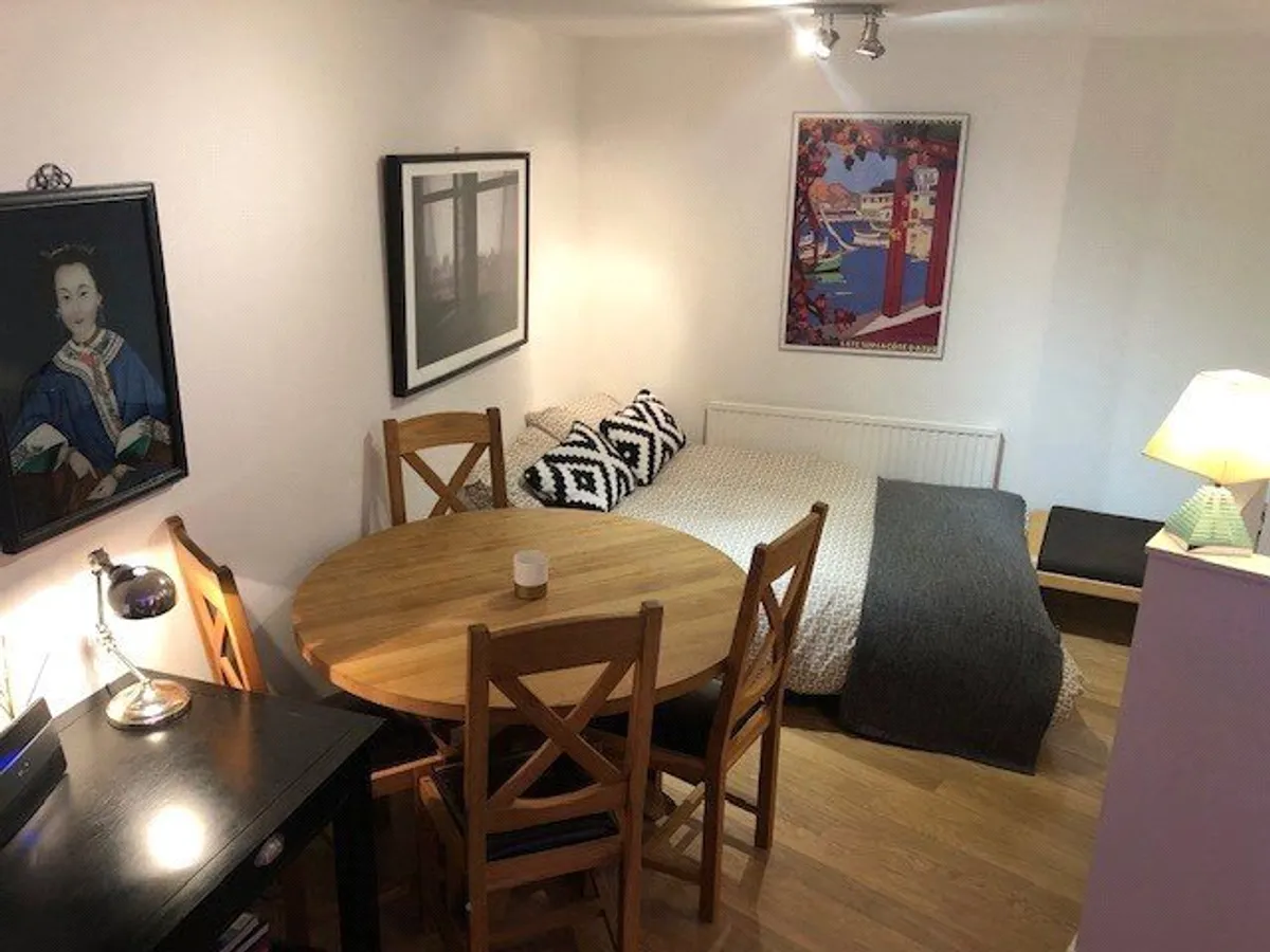Folly Bridge Court, Oxford, OX1