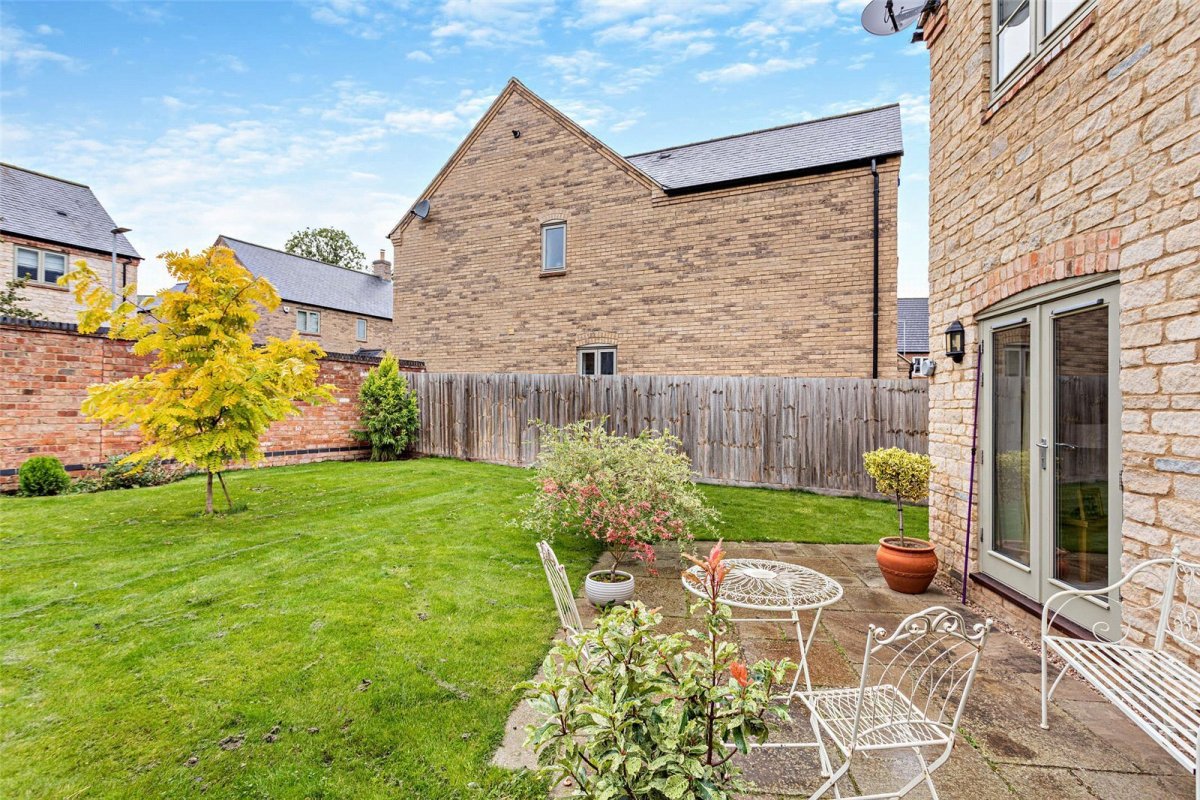 3 bedroom property for sale in Old School Avenue, Oundle, Peterborough, PE8 £570,000