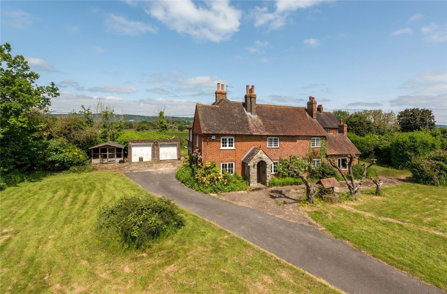 JacksonStops 5 bedroom property for sale in Gadbrook Road