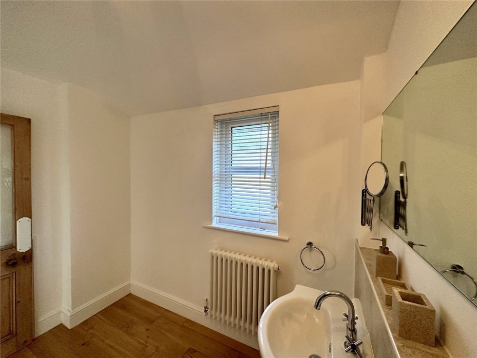 4 bedroom property to let in Stammers Lane, Rushy Lake, Saundersfoot