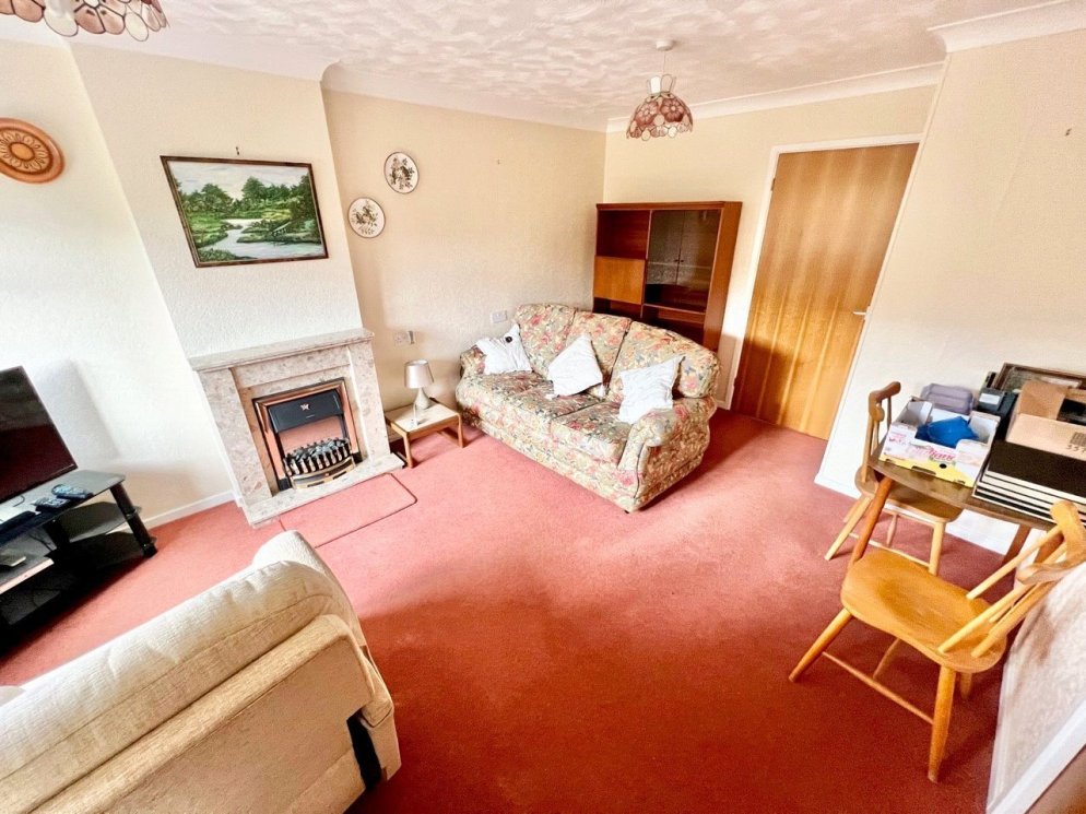 2 bedroom property for sale in Prospect Road, StourportonSevern, Worcestershire, DY13 Offers