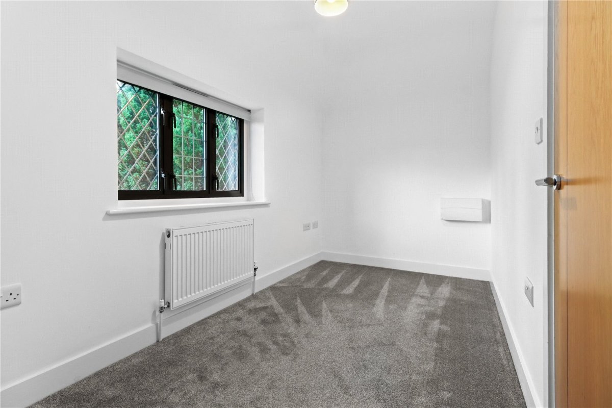 2 bedroom property for sale in Ringles Cross, Uckfield, East Sussex