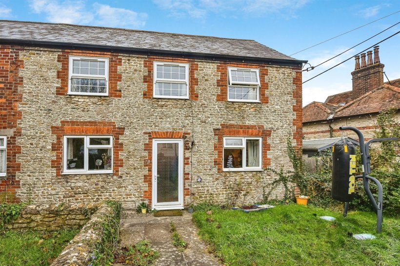 Lane End, Corsley, Warminster 2 bedroom apartment Allen & Harris