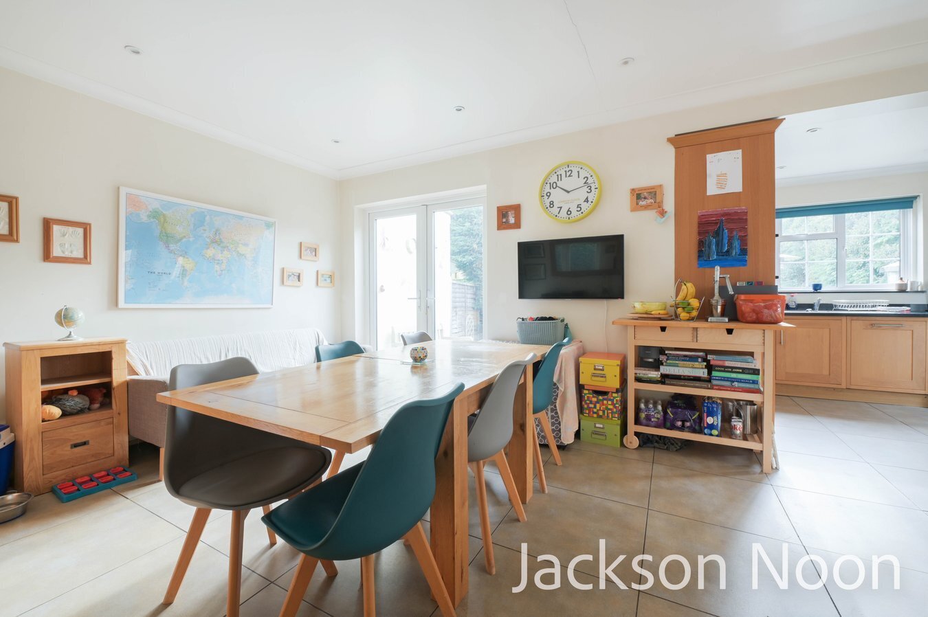 3 bedroom property for sale in Heatherside Road, Ewell, KT19 Offers