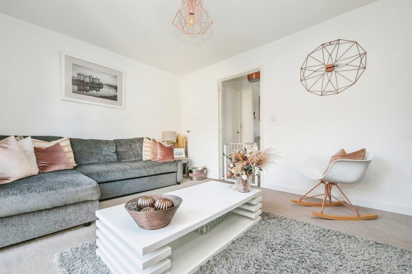 Mulberry Gardens, Great Cornard, Sudbury 2 bedroom end of terrace