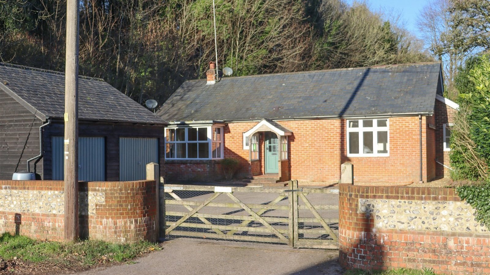 4 bedroom property for sale in West Meon, Meon Valley Guide price £