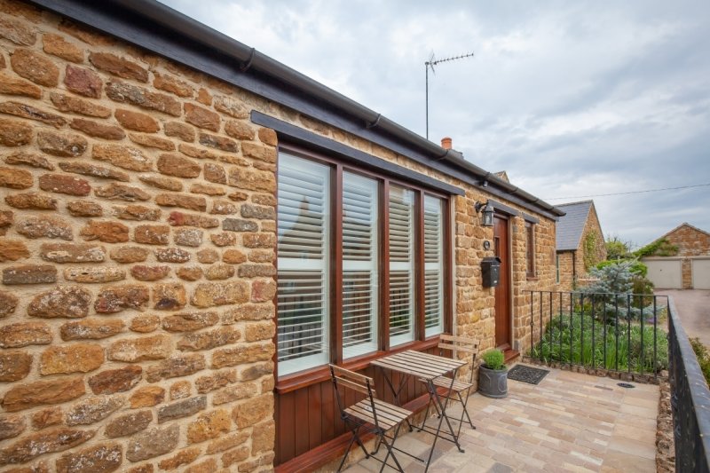 1 bedroom property to let in Horley, Nr Banbury £1,000 pcm