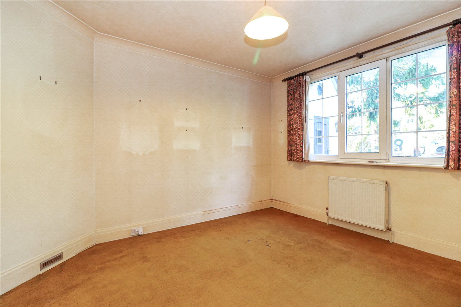 2 bedroom property for sale in Scatterdells Lane, Chipperfield