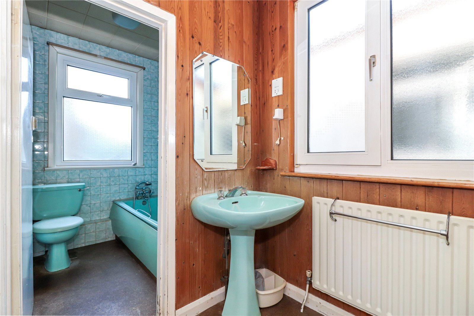 2 bedroom property for sale in Scatterdells Lane, Chipperfield