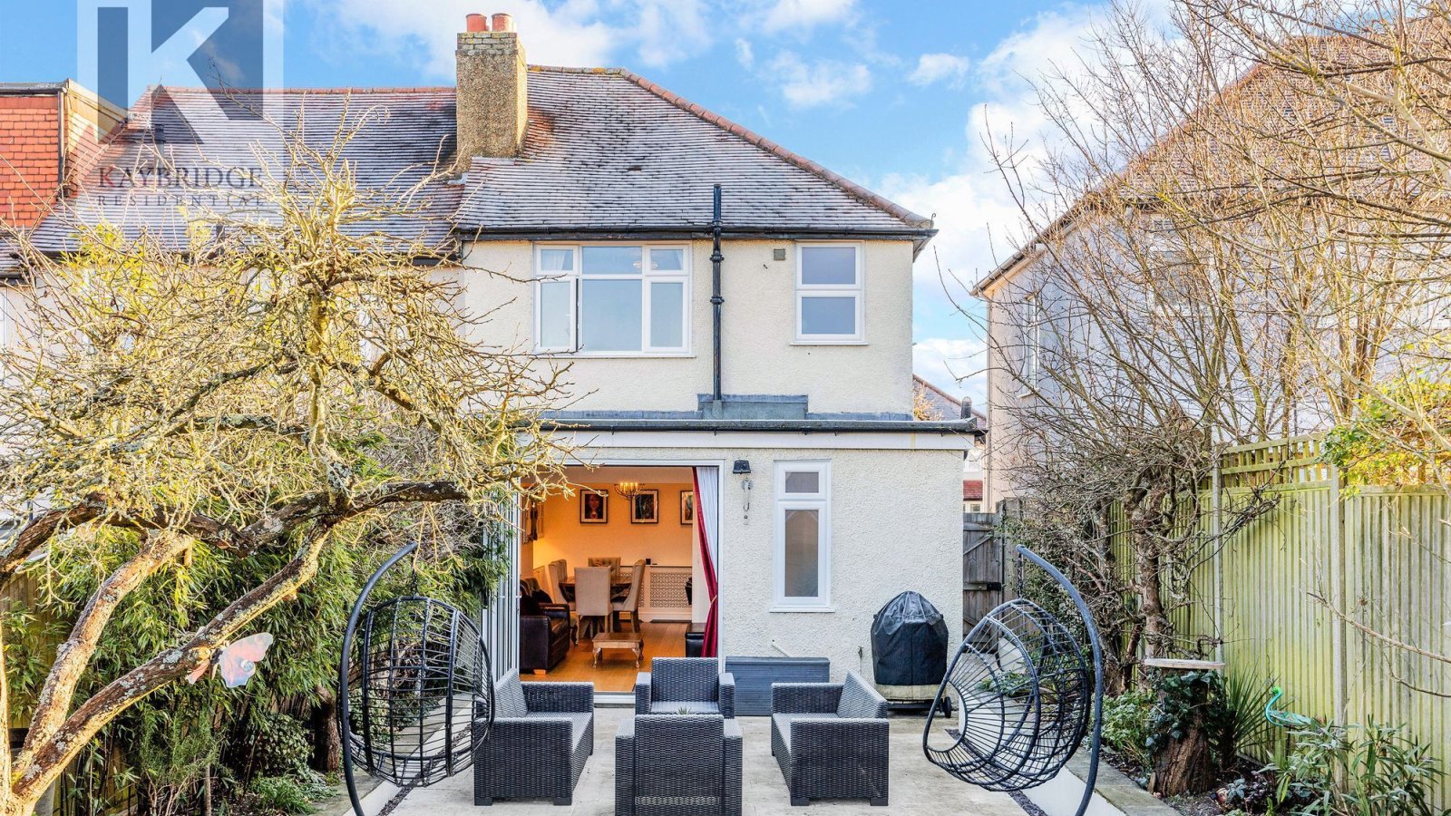 3 bedroom property for sale in Stoneleigh Avenue, Worcester Park, KT4