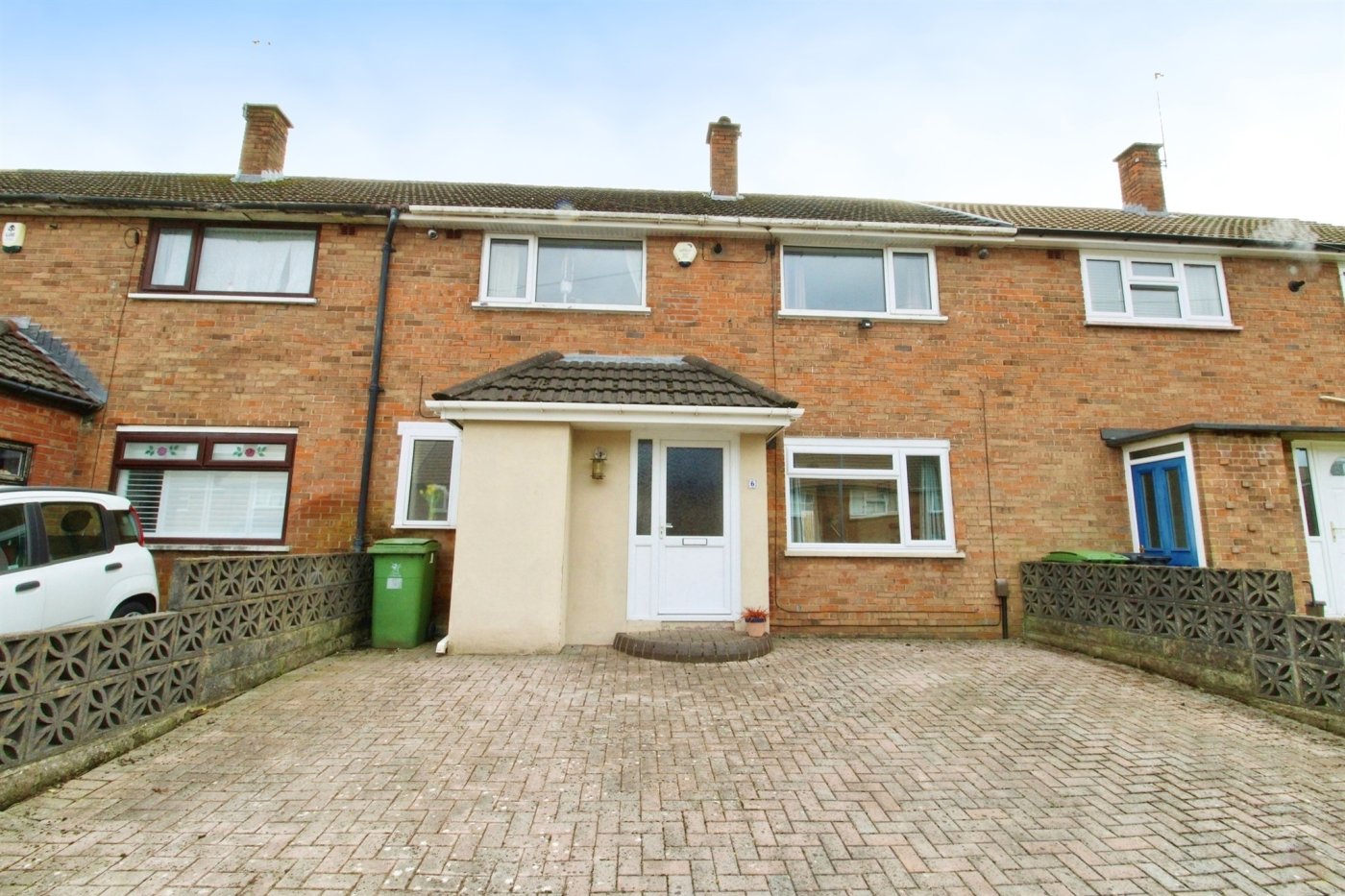 3 bedroom property for sale in Arnold Avenue, Llanrumney, CARDIFF £