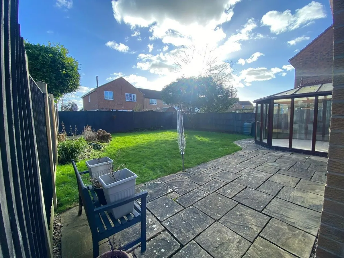 LAUREL WAY, BOTTESFORD, NOTTINGHAMSHIRE