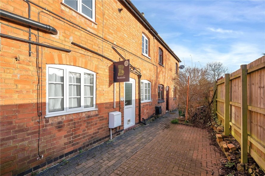2 bedroom property for sale in King Street, Twyford, Melton Mowbray, Leicestershire, LE14