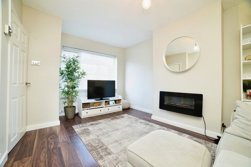 Aston Road, Willerby, HULL 2 bedroom terraced house William H Brown