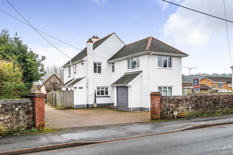 4 bedroom property for sale in Colebrooke Lane, Cullompton Offers in