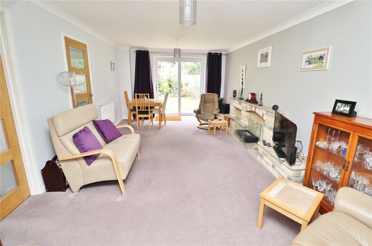 3 bedroom property for sale in The Lea, Verwood, Dorset, BH31 £400,000