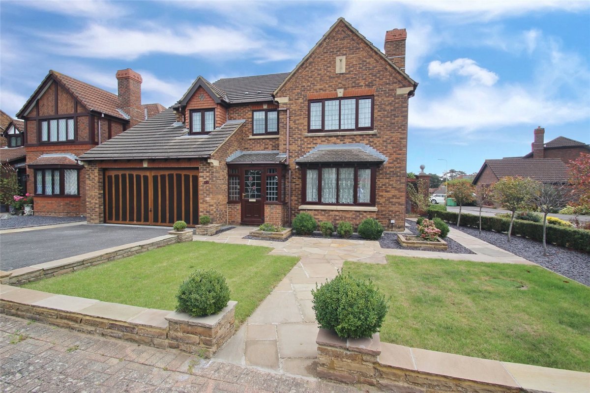 4 bedroom property for sale in William Price Gardens, Fareham