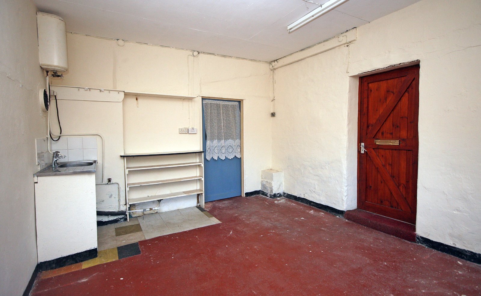 4 bedroom property for sale in Trefor, Caernarfon, Gwynedd, LL54 £300,000