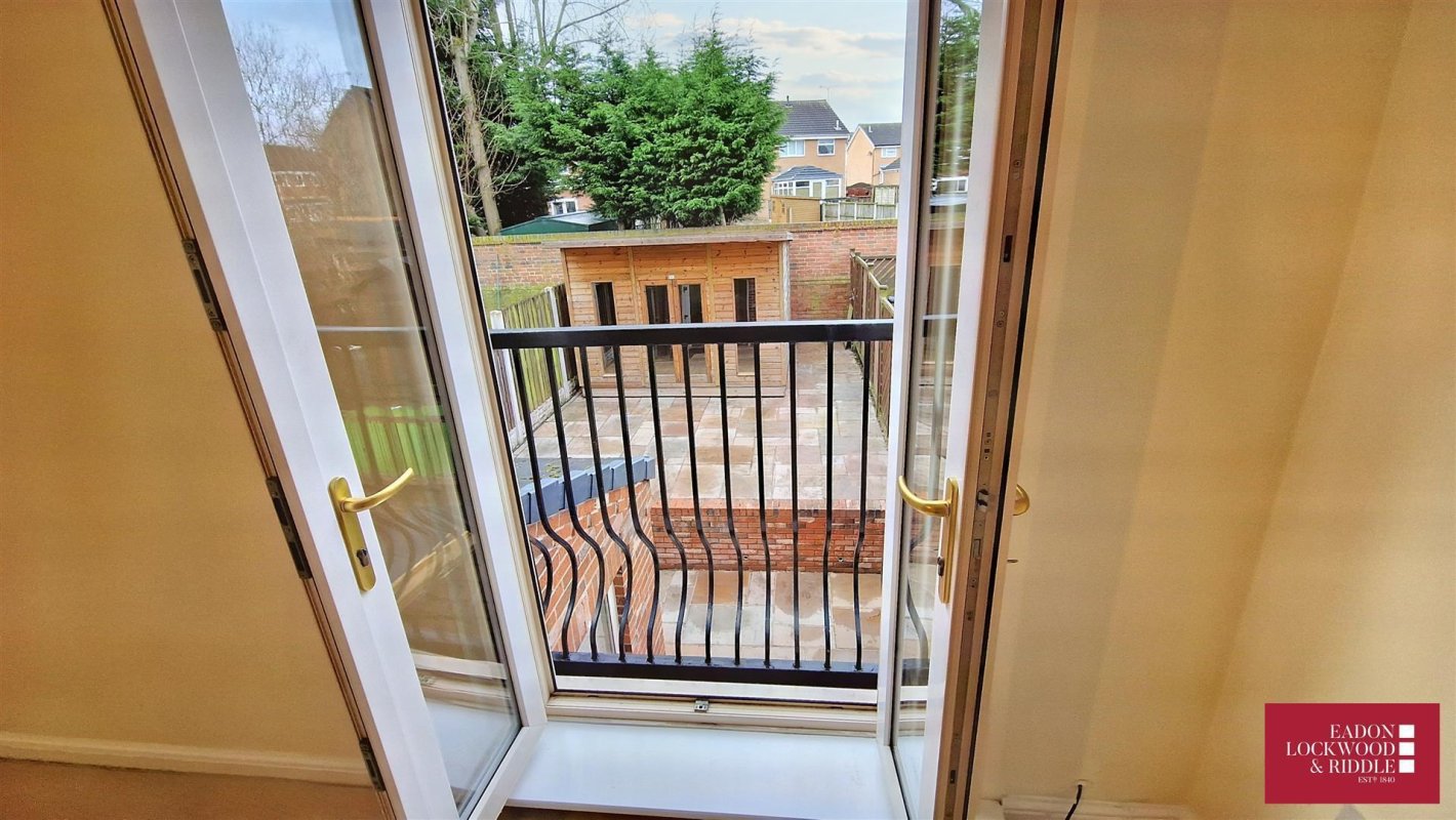 5 bedroom property for sale in Progress Drive, Bramley, Rotherham