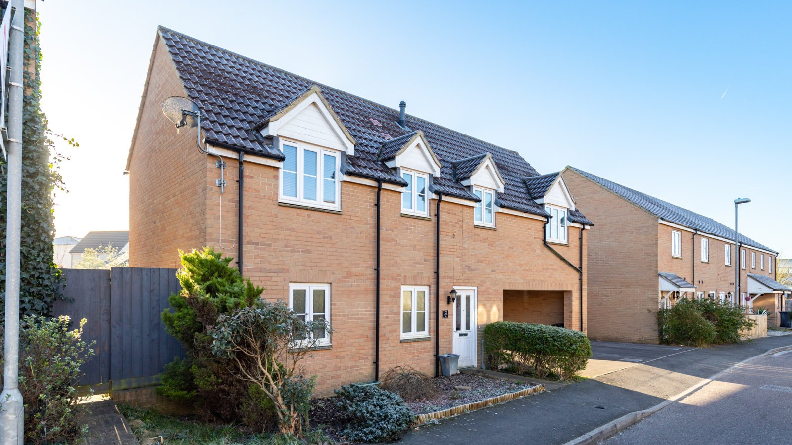 2 bedroom property for sale in Limousin Way, Stockmoor, Bridgwater £