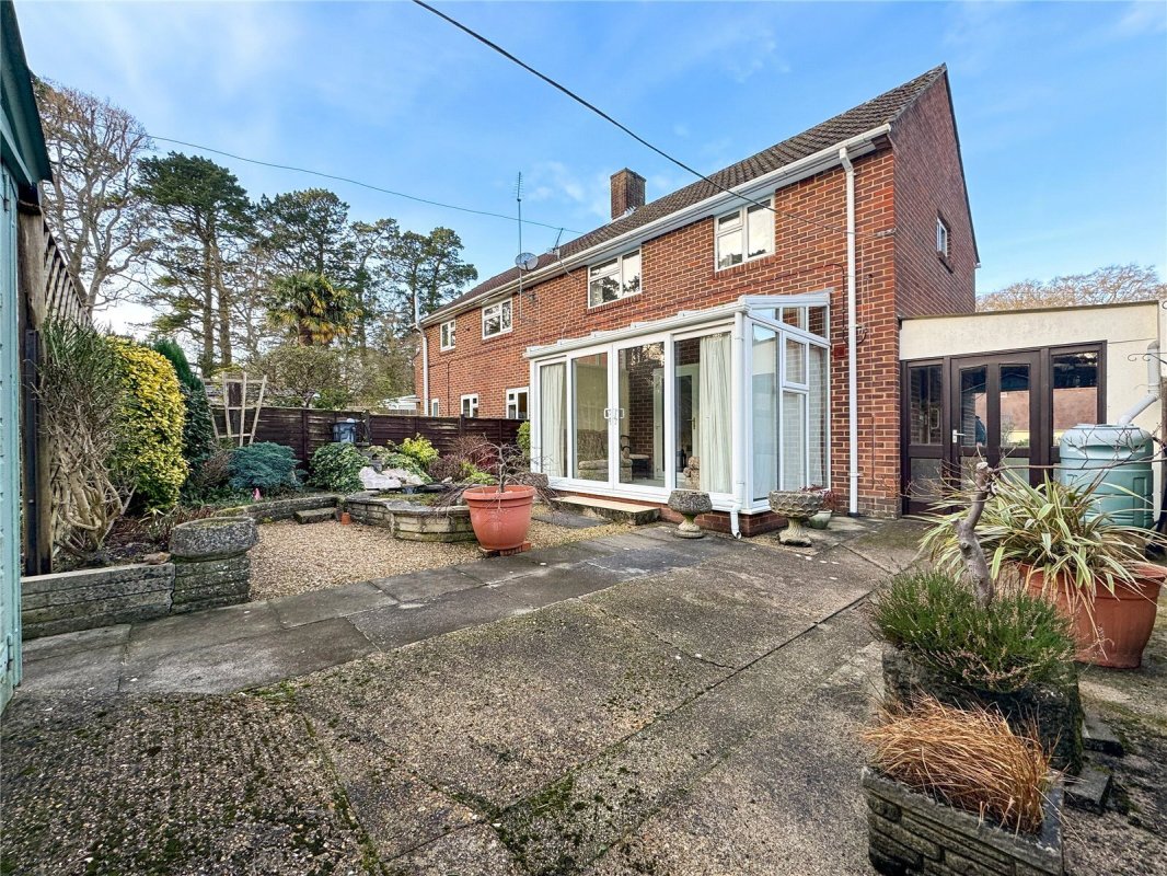 2 bedroom property for sale in Warnes Lane, Burley, Ringwood, Hampshire