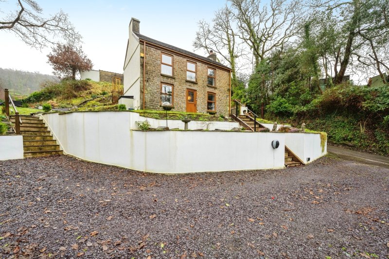 2 bedroom property for sale in Balaclava Road, Glais, Swansea, Swansea