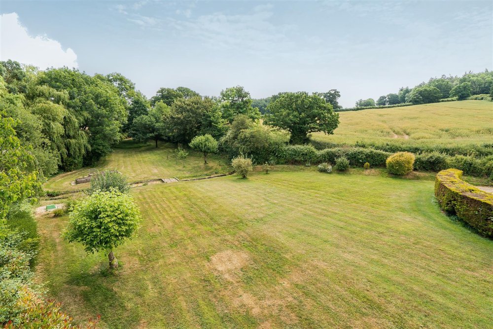 Stags 4 bedroom property for sale in Upton Pyne, Exeter