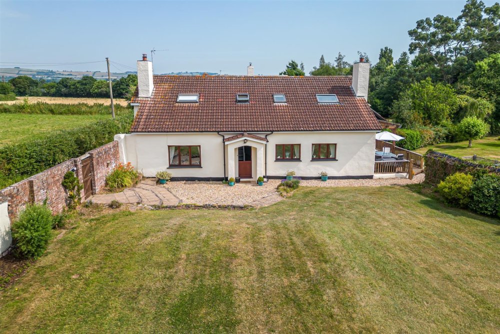 Stags 4 bedroom property for sale in Upton Pyne, Exeter